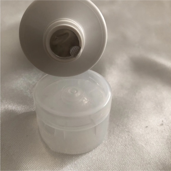 Paula’s Choice Skincare Calm Restoring Moisturizer Normal To Dry Sealed 60ml NEW - Picture 4 of 8